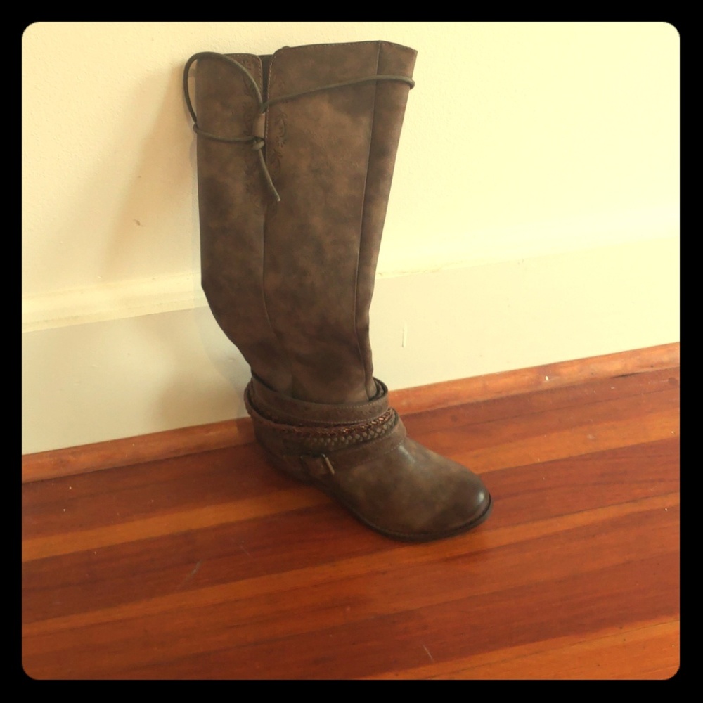 Not Rated knee high boots